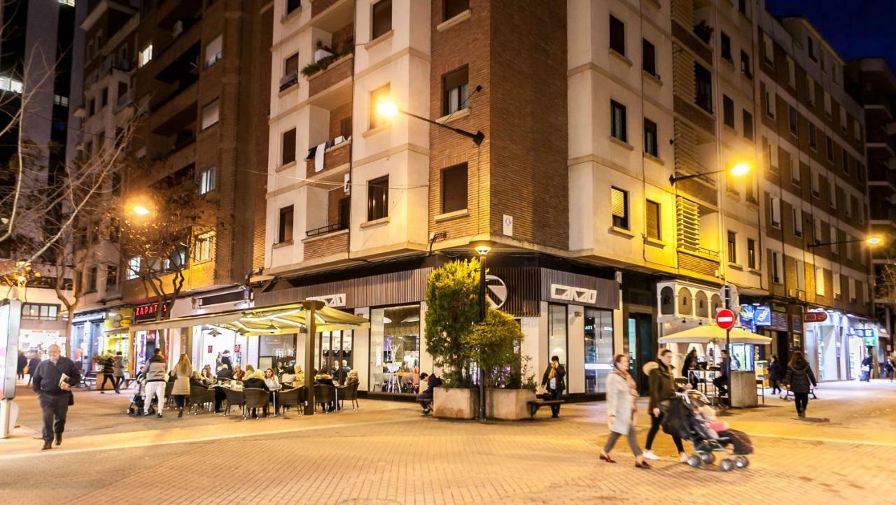 ログローニョAtico En El Centro Junto Al Espolonアパートメント エクステリア 写真